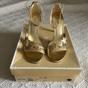 MICHAEL Michael Kors Lexie Metallic Sandal - Gold